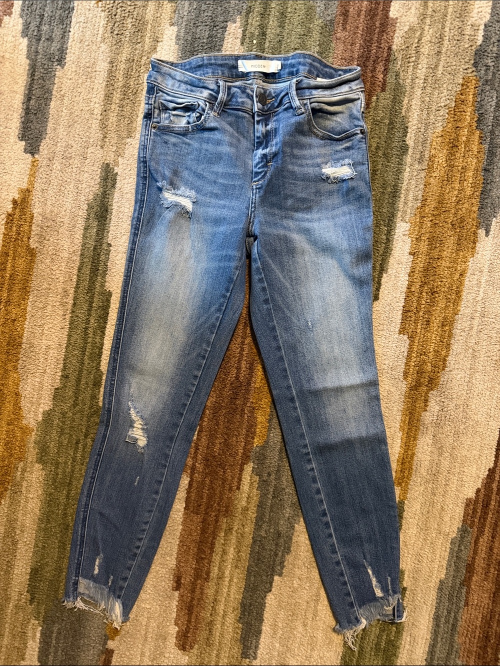 Hidden High-Rise Distressed Jeans